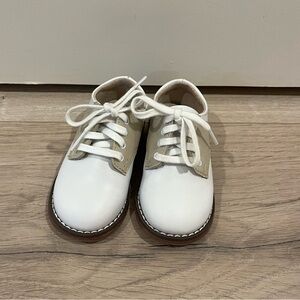 Footmates Saddle Oxford tan size 5 wide